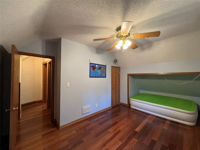 1819 Otley Avenue, Perry, IA 50220