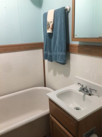 1819 Otley Avenue, Perry, IA 50220