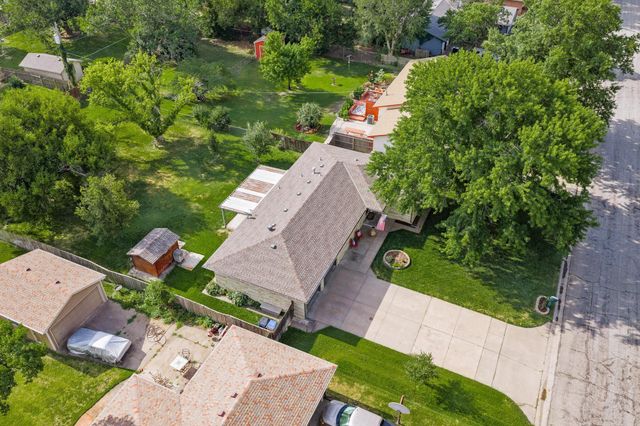 3316 N Clarence, Wichita, KS 67204