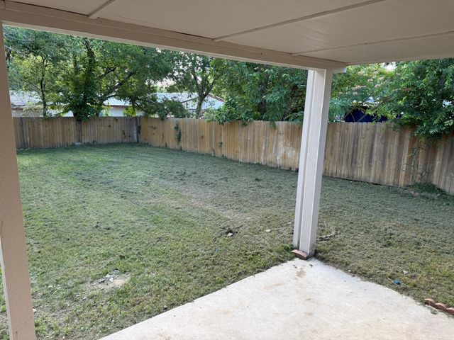 3307 Roberts Cut Off Road, Lake Worth, TX 76114