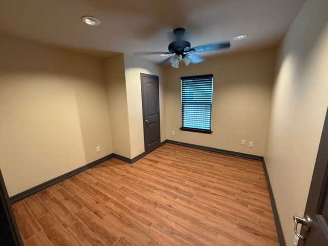 3307 Roberts Cut Off Road, Lake Worth, TX 76114