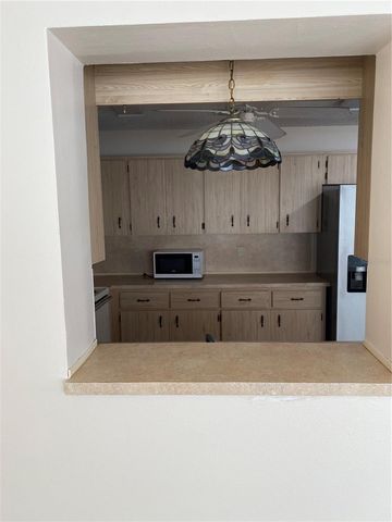 8666 SW 92ND LANE C, Ocala, FL 34481