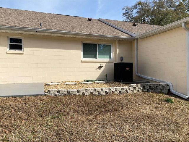 8666 SW 92ND LANE C, Ocala, FL 34481