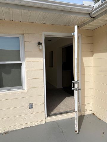 8666 SW 92ND LANE C, Ocala, FL 34481