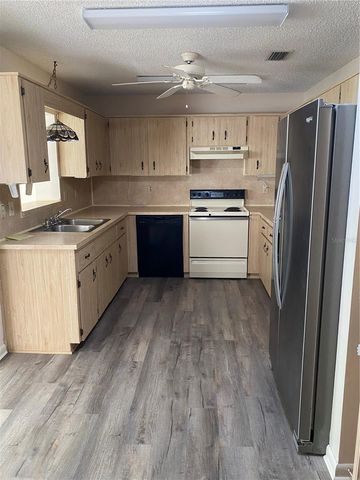 8666 SW 92ND LANE C, Ocala, FL 34481