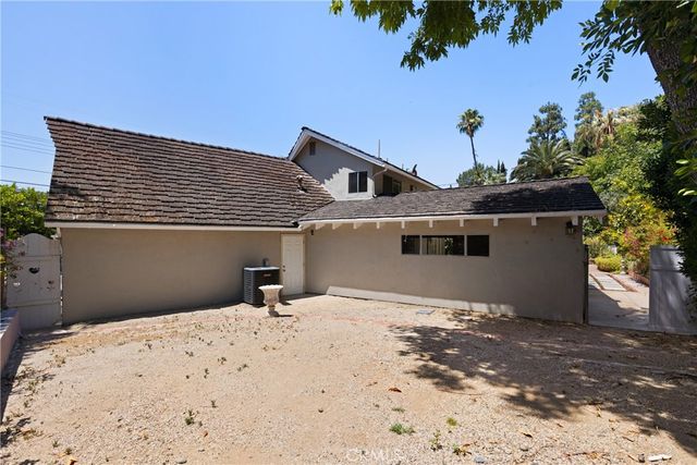 7971 Sangamon Avenue, Sun Valley, CA 91352