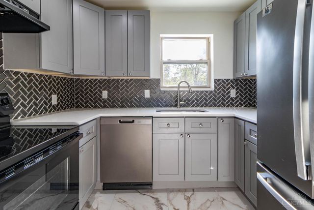6330 Elbrook Avenue, Golf Manor, OH 45237