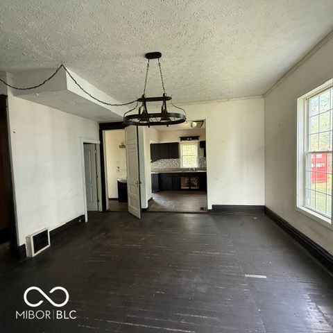 1119 S 17th Street, Terre Haute, IN 47802