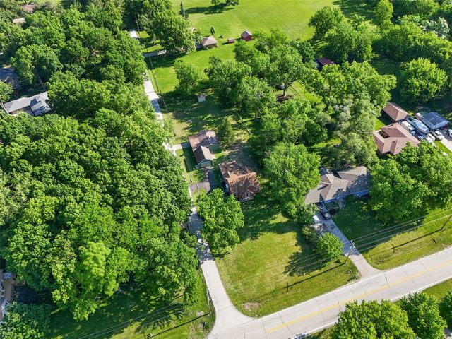 1020 NE 60th Avenue, Des Moines, IA 50313