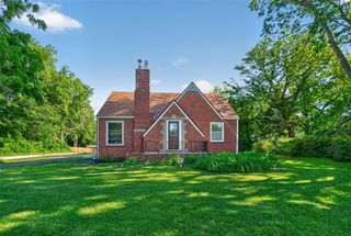1020 NE 60th Avenue, Des Moines, IA 50313