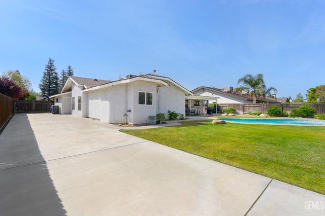 11606 Judy Avenue, Bakersfield, CA 93312
