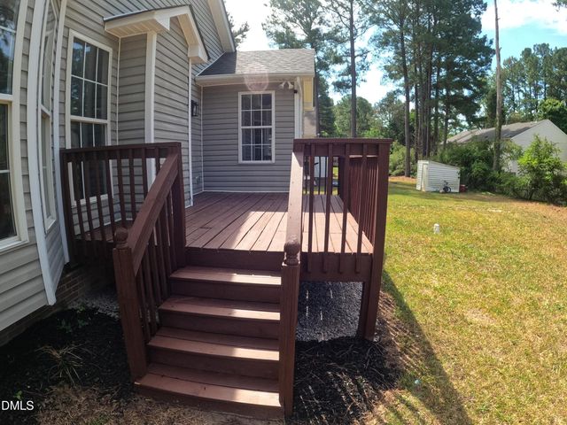 5412 Fieldcross Court, Raleigh, NC 27610