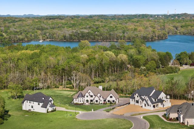 18 Heron Way, Mount Juliet, TN 37122