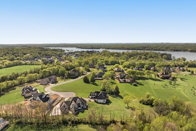 18 Heron Way, Mount Juliet, TN 37122