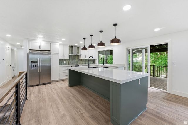 871 N BONITA WAY, Centerville, UT 84014