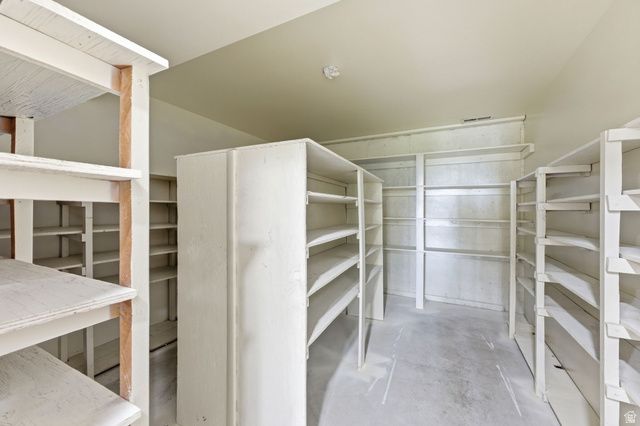 871 N BONITA WAY, Centerville, UT 84014