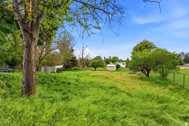 871 N BONITA WAY, Centerville, UT 84014
