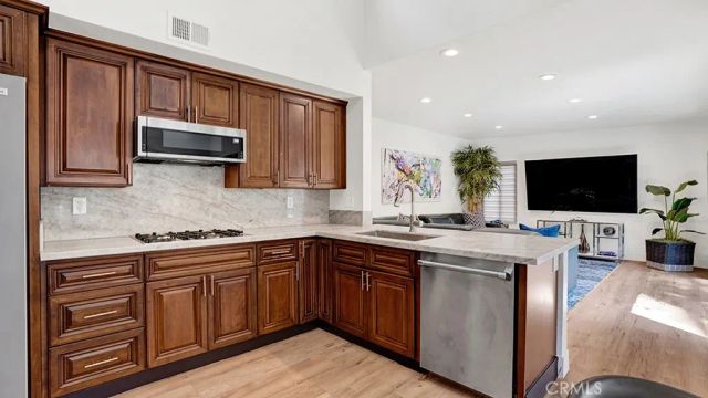 24946 Ravenswood, Lake Forest, CA 92630