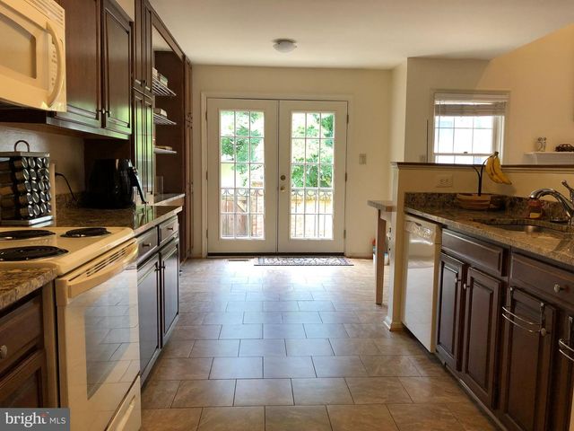 10926 BLOOMINGDALE DR, Rockville, MD 20852