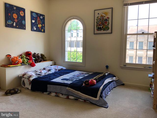 10926 BLOOMINGDALE DR, Rockville, MD 20852