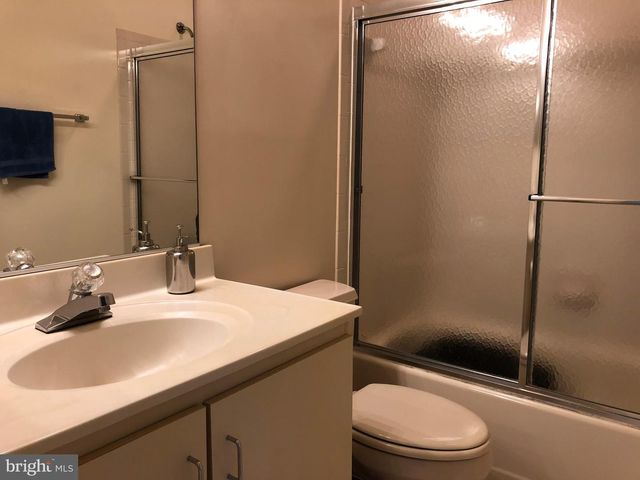 10926 BLOOMINGDALE DR, Rockville, MD 20852