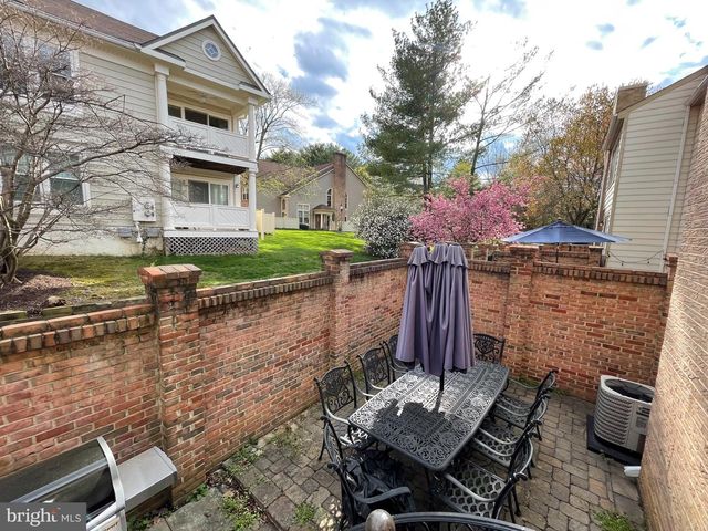 10926 BLOOMINGDALE DR, Rockville, MD 20852