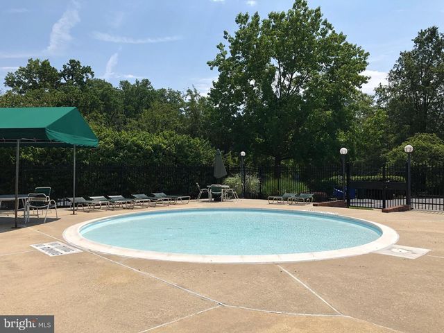 10926 BLOOMINGDALE DR, Rockville, MD 20852