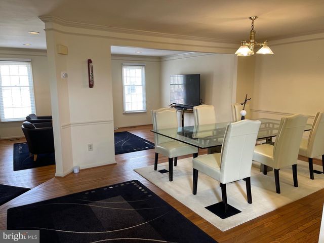 10926 BLOOMINGDALE DR, Rockville, MD 20852