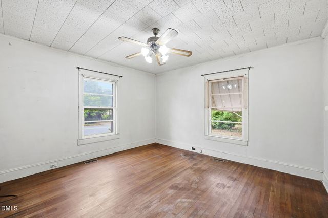 406 S Third Street, Mebane, NC 27302