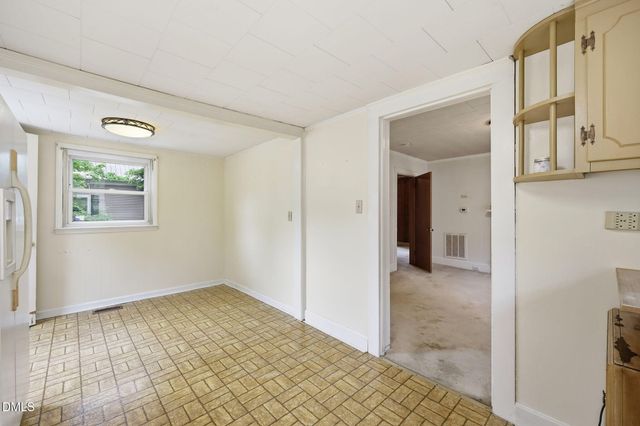 406 S Third Street, Mebane, NC 27302