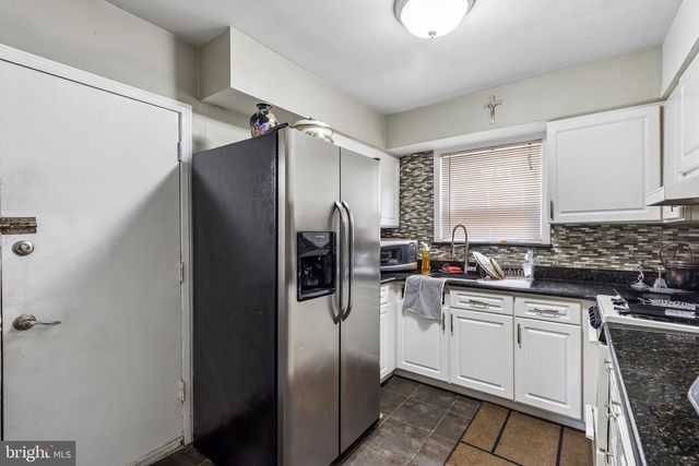 321 N 19TH ST, Philadelphia, PA 19103