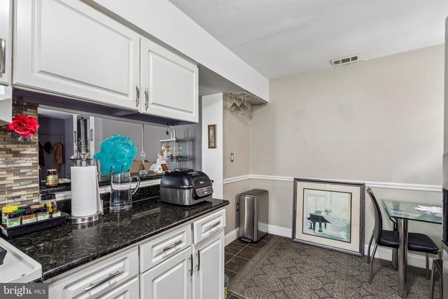 321 N 19TH ST, Philadelphia, PA 19103