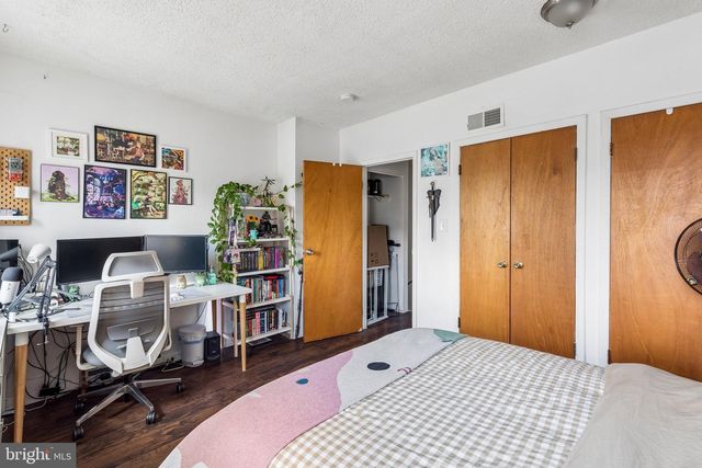 321 N 19TH ST, Philadelphia, PA 19103