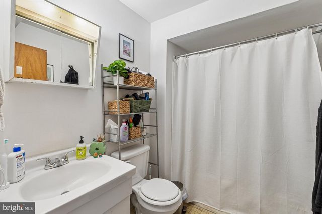 321 N 19TH ST, Philadelphia, PA 19103
