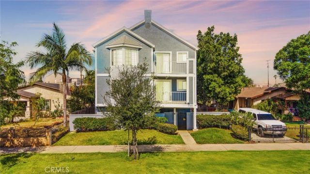 1755 Sherman 205, Long Beach, CA 90804