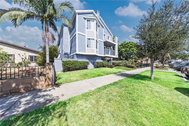 1755 Sherman 205, Long Beach, CA 90804
