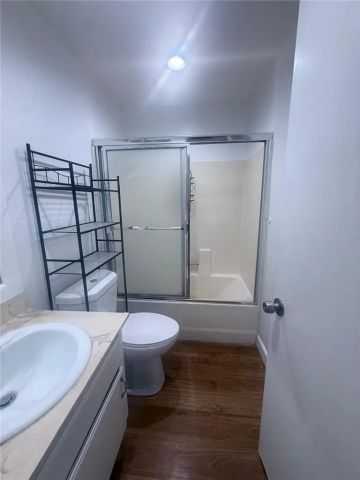 1755 Sherman 205, Long Beach, CA 90804