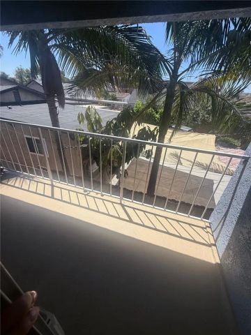 1755 Sherman 205, Long Beach, CA 90804