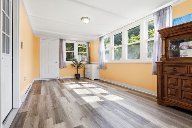 4 Monroe St, Lawrence, MA 01843