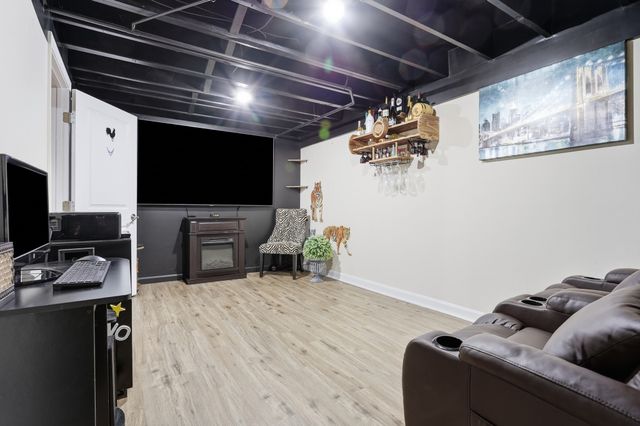 4 Monroe St, Lawrence, MA 01843