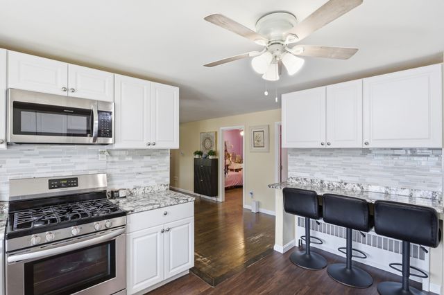 4 Monroe St, Lawrence, MA 01843