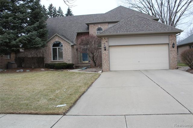 40131 Cucci Drive, Sterling Heights, MI 48313