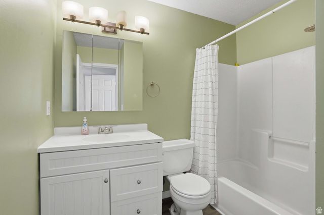 3134 S BUENA VERDE LN, Magna, UT 84044