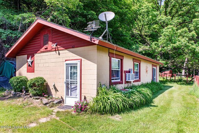 62 Kaydeross Park Road, Saratoga Springs, NY 12866