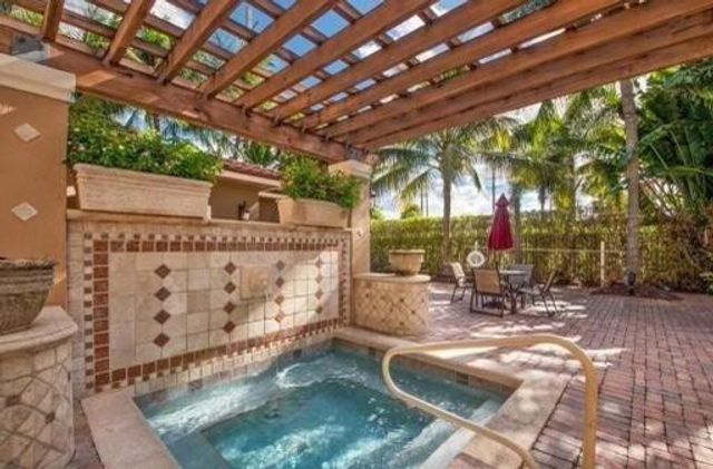 616 Clearwater Park Road 708, West Palm Beach, FL 33401