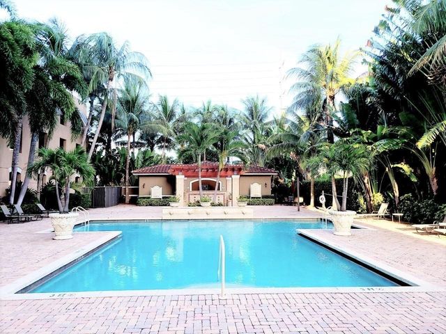 616 Clearwater Park Road 708, West Palm Beach, FL 33401