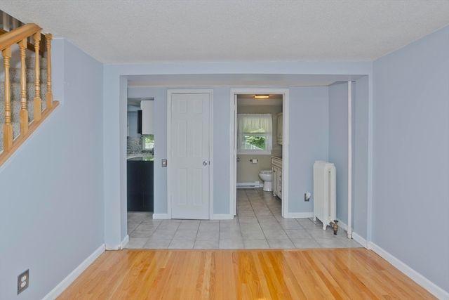 39 Bridge St, Monson, MA 01057