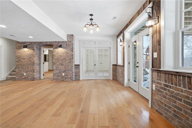 103 Vista Ct, Lancaster Twp, PA 16037