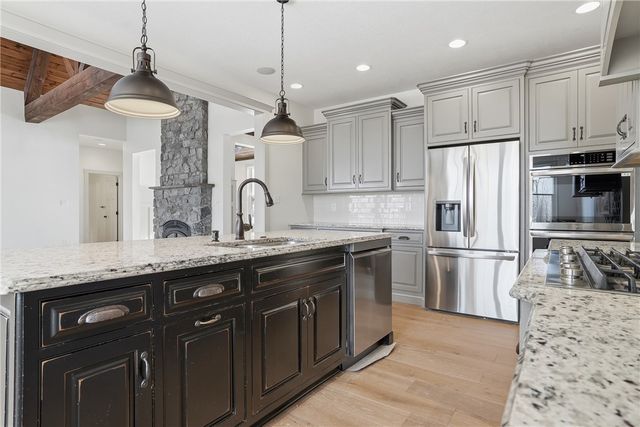 103 Vista Ct, Lancaster Twp, PA 16037