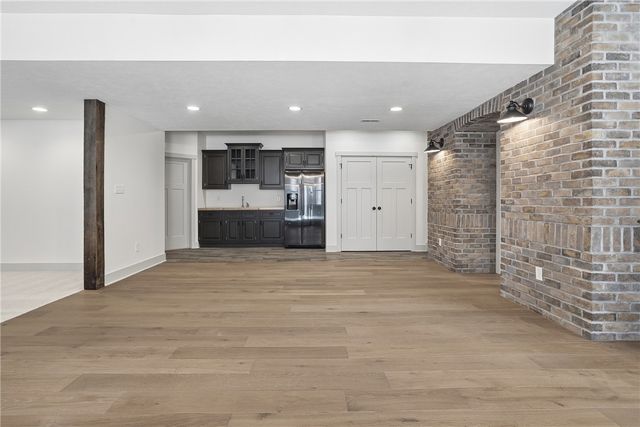 103 Vista Ct, Lancaster Twp, PA 16037